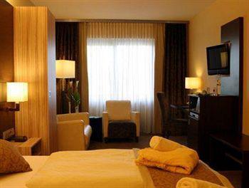 Apartment Parkhotel Heidehof Long 4*